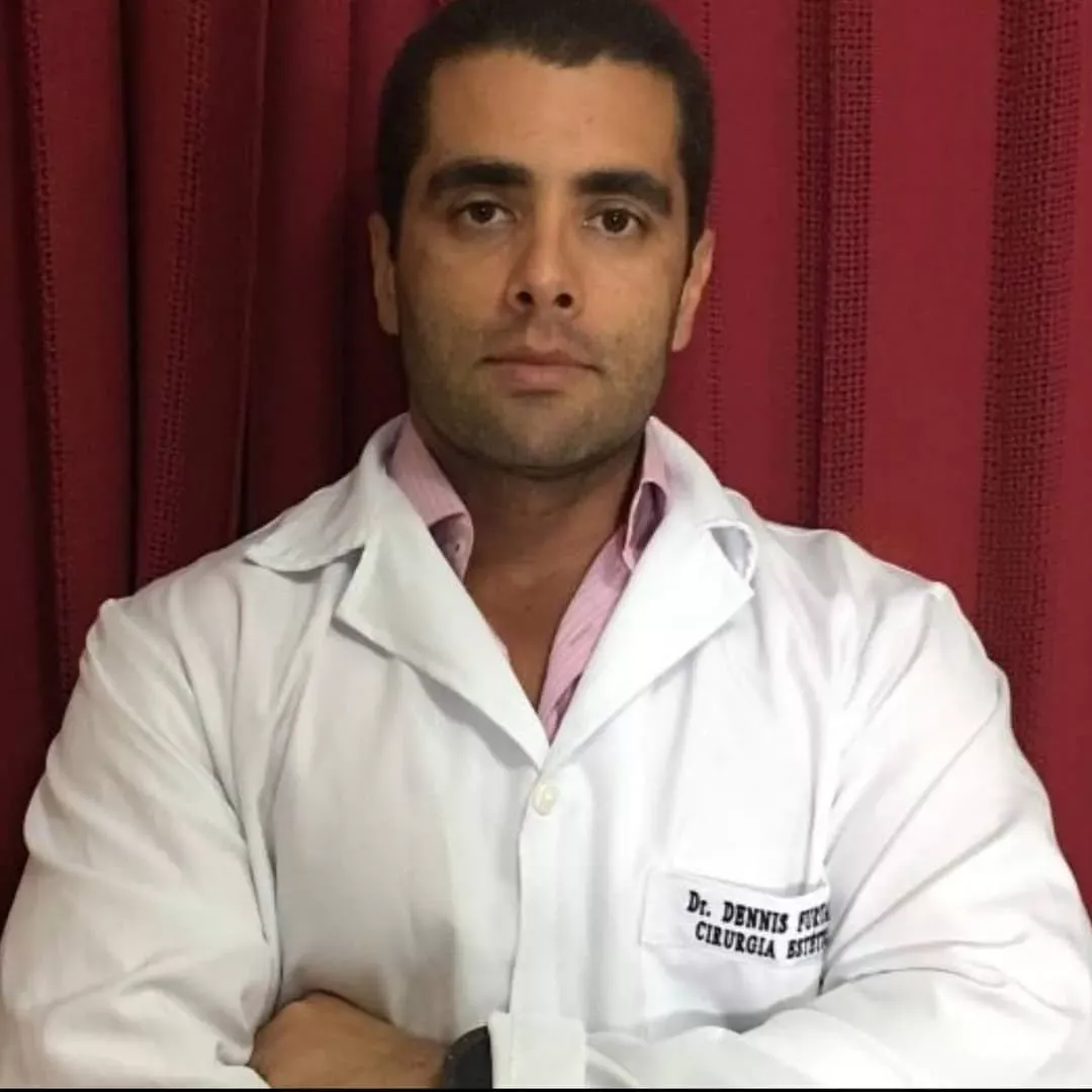 Ex-chefe relata que Denis Furtado, o 'Dr. Bumbum', recusava residência e buscava atalhos na medicina